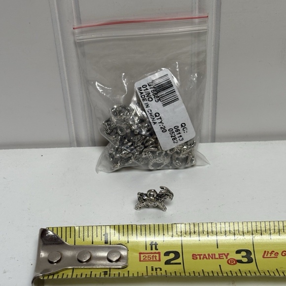 20 Pc. Goat Jewelry Crafting Craft Charms Antique Silver Tone New - Picture 2 of 2
